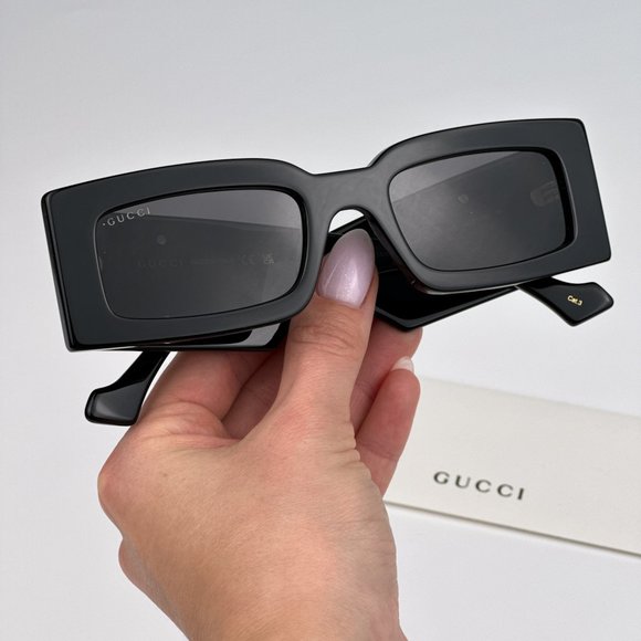 Gucci GG1425S 001 Sunglasses Black Grey Rectangle Unisex GG 1425S main image 4